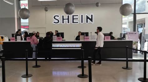 Shein Tienda F Sica En Cdmx Con Poca Afluencia De Clientes En Su