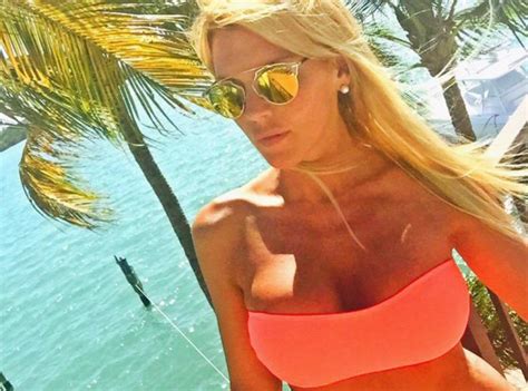 Amelie Neten Nude Pics Page 2