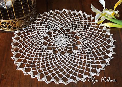 ravelry clusters chains  picots doily pattern  olga poltava