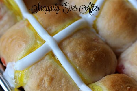Snappily Ever After Hot Cross Buns With Lemon Curd And Glaze
