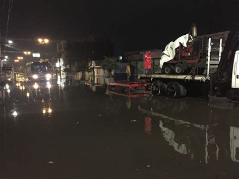 Desbordamiento De R O Hondo En Naucalpan Causa Inundaciones En