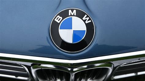 Der Börsen Tag BMW Absatz bricht zweistellig ein dickes Minus in