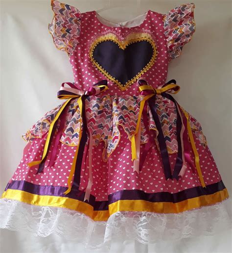 Vestido Infantil de Festa Junina Rosa Dois Corações Elo7