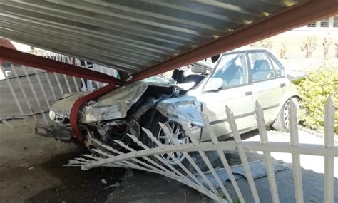 Ladysmith Kzn Ml Sultan Carport Damaged In Crash Northern Natal News