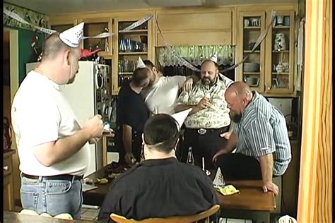 Vídeos porno gay de osos gratis en xHamster para Nuevos vídeos cada día xHamster