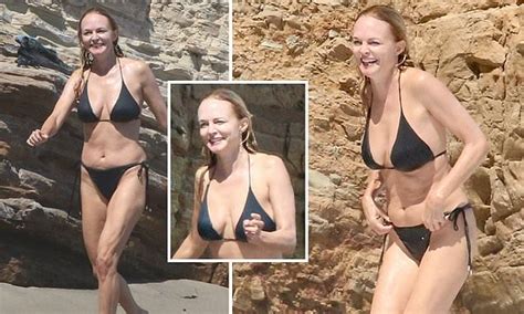 Heather Graham Rocks A Revealing Black Bikini At The Beach In La Over Labor Day Weekend Daily