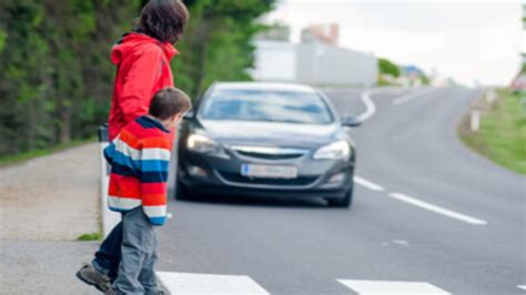 Quando Si Pu Attraversare Fuori Dalle Strisce Pedonali