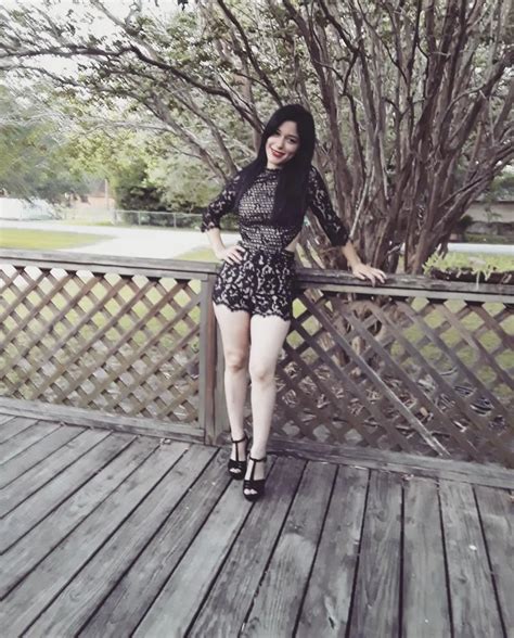 My sexy aunt | Scrolller