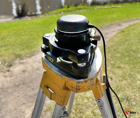 Network RTK vs PPP-RTK: an insight into real-world performance