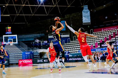 (84-66) Debut espectacular destrossant Múrcia tot i les baixes | BC
