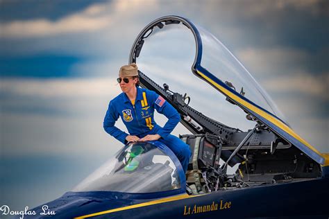 Usn Blue Angels 3 Lt Amanda Lee Lt Amanda Lee Is The Fi Flickr