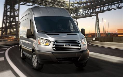 Ford Transit T 150 Utilitaire Toit Bas 130 Po Ti 2020 Prix Specs