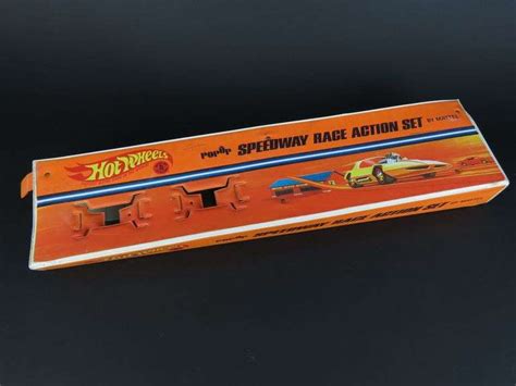 Hot Wheels Pop Up Speedway Race Action Set Gc Auctions