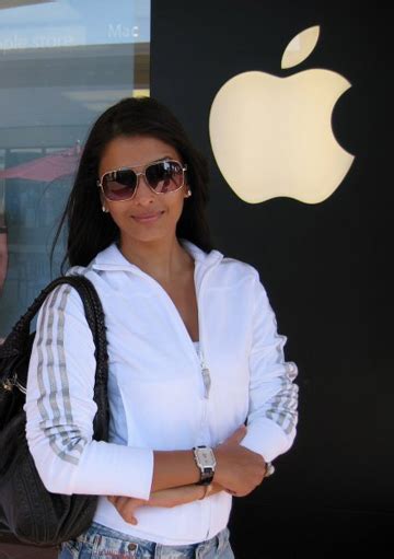 Aishwarya Rai Bikini Photo ShootCrunchy Picture