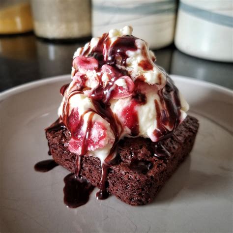 I Made Strawberry Swirl Ice Cream On Top Of A Warm Brownie Topped With