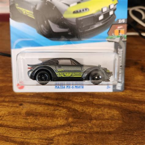 New Hot Wheels Dream Garage Mazda Mx Miata Legends Tour Winner Ebay