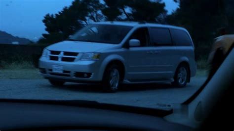 Imcdb Org Dodge Grand Caravan Sxt Rt In Criminal Minds