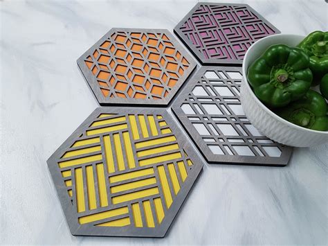 Colorful Wood Trivet Set For Hot Dishes Dining Table Hot Pads For Plates Modern Kitchen