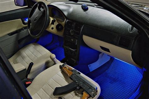 Подсветка в ноги и в багажник. — Lada Приора седан, 1,6 л, 2007 года ...