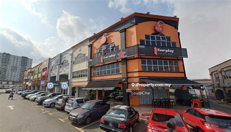 Shop for rent at pusat perdagangan seri kembangan, Seri Kembangan - RM ...