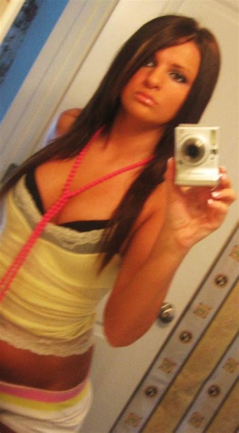 A Super Hot And Sexy Chick Self Shoots To Display Her Gorgeous Body Porn Pictures XXX Photos