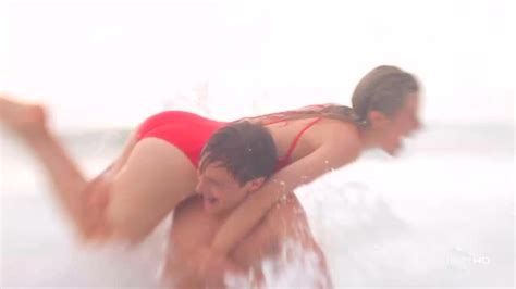 Naked Hannah Fredericksen In Wake In Fright