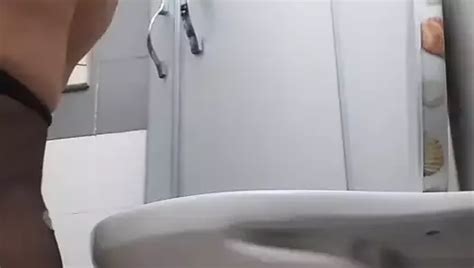 Yengem Banyodan Cikiyor Ifsa Free Stories Hd Porn D Xhamster