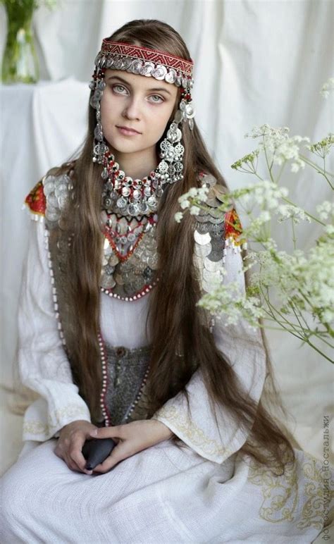 Folk Dresses, Indian Dresses, Vintage Dresses, Traditional Looks ...