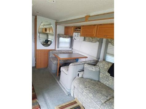 2003 Winnebago Adventurer 33v Photos Details Brochure Floorplan