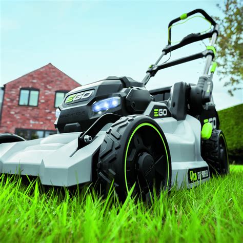 LM1903E SP 47cm Self Propelled Mower Kit Ego Power