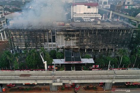 Berkas Arsip Perkara Hukum Hangus Dalam Kebakaran Gedung Kejaksaan