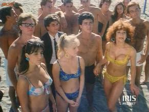 Cuando Calienta El Sol Vamos A La Playa Nude Scenes Aznude