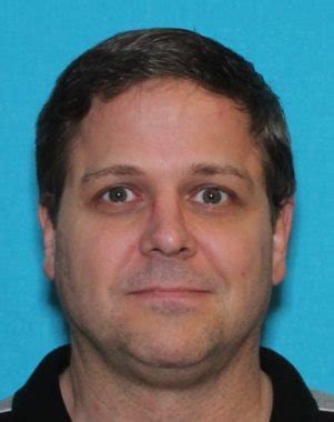 Dps Most Wanted Sex Offender Cut Off Ankle Monitor Fled Halfway House A High Risk