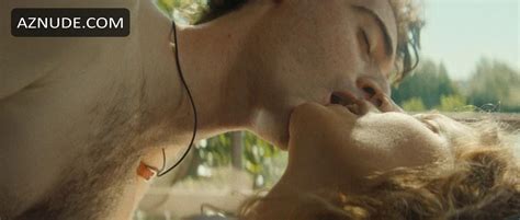 CARLOTTA GAMBA Nude AZNude