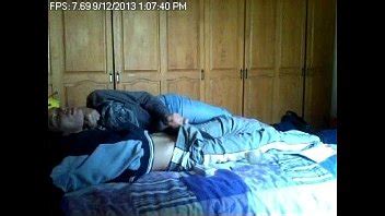 Sucer La Bite Et Avaler Une Charge Xvideos