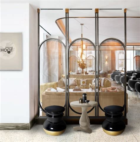 Nude Restaurant Interior Decor