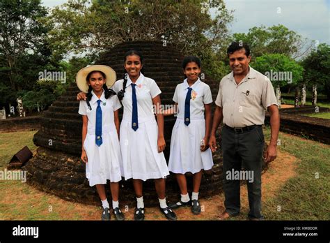 Girls School Girl Uniform Sri Lanka Hi Res Stock Photography And Images