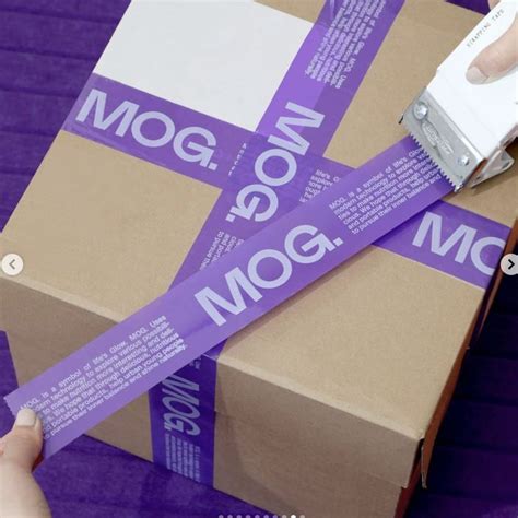 Kovrua에 있는 karabanovva님의 핀 | 브랜딩, 포장 디자인, 포장