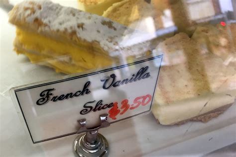 Sunny Vi Huong Hot Bread Gladesville Snot Block Roll