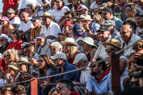 Interdiction De La Corrida Orthez Le Sujet Divise Aussi La Jeunesse