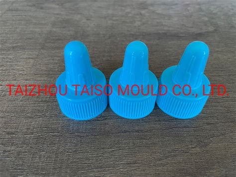 High Quality 28 410 Plastic Twist Covers For Sriracha Hot Chili Salad Ketchup Tomato Barbecue