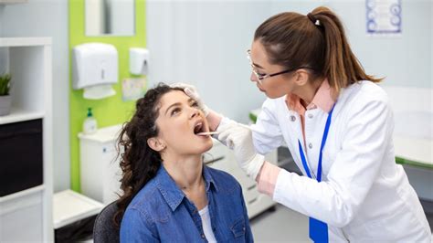 O Que Faz Um Médico Infectologista - Médico infectologista: conheça o profissional e o que trata!