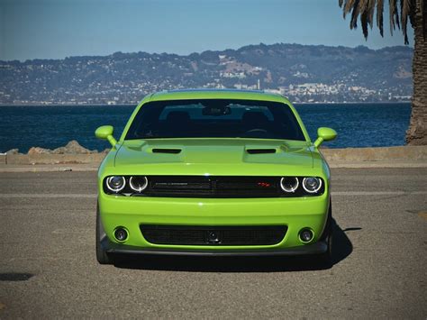 Dodge Challenger R/T Scat Pack is a head-turner, neck-snapper (pictures ...