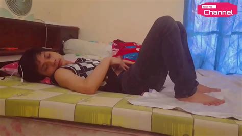 Hot Asian Teen Porn Star Model Hansel Jerks Off After New Year Party P1 XNXX