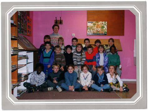 Photo De Classe Ce De Ecole Helene Boucher Gruchet Le Valasse