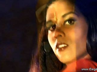 Bollywood Babe Slow Dancing Hotntubes