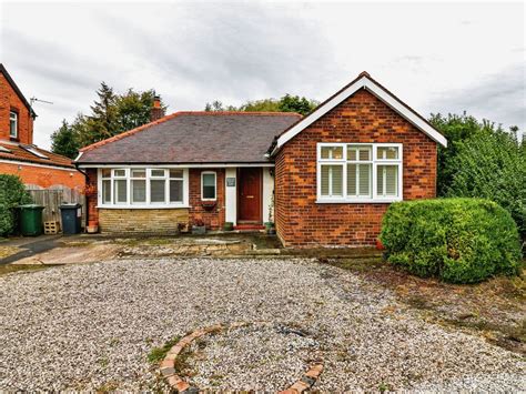 3 Bed Detached Bungalow For Sale In Southport Road Southport Pr8 £