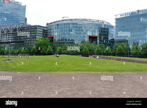 Sony Building Hi Res Stock Photography And Images Alamy