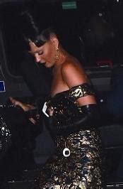 Paparazzi Celeb Nude Pictures Selfie Bikini Upskirt Page 100