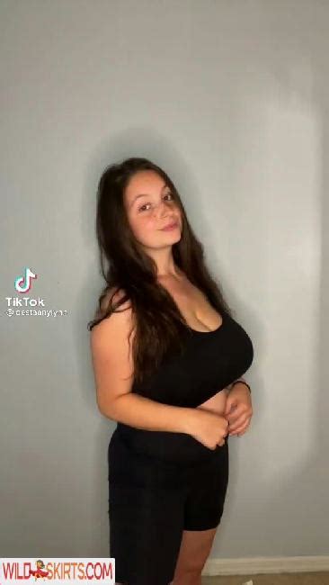 Desi Dessziiixx Iamdesibanks Nude OnlyFans Instagram Leaked Photo